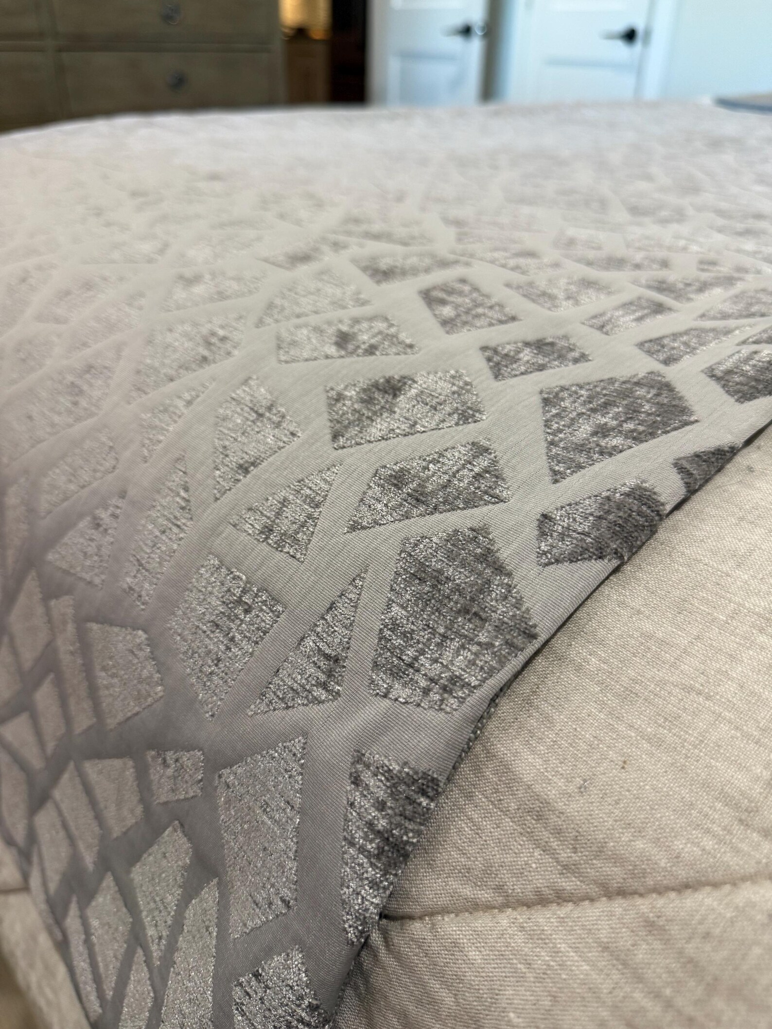 Modern Mosaic Luxury Bed Runner